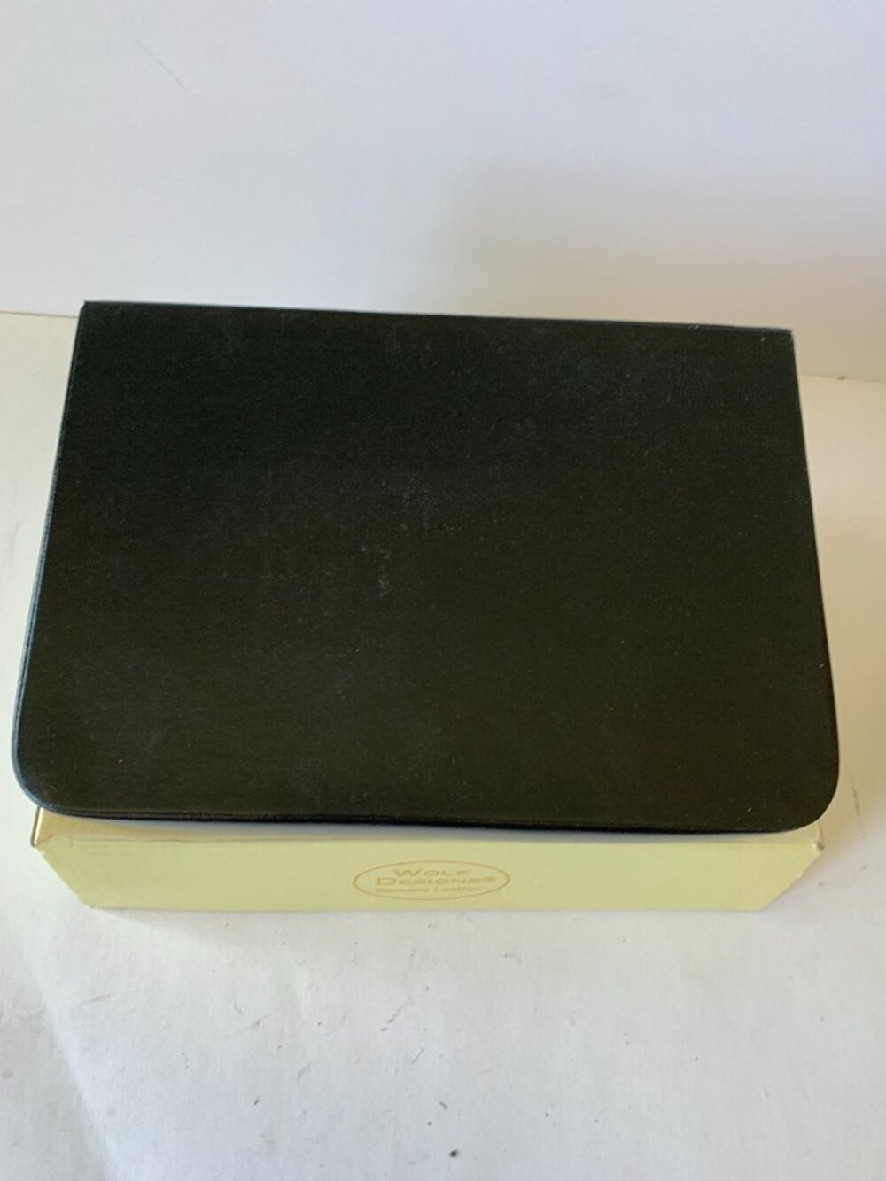 WOLF DESIGNS GENUINE LEATHER JEWELRY WATCHES ORGANIZER BLACK NEW IN BOX - Picture 8 of 11